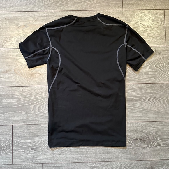 Nike Pro Combat Athletic Compression T-Shirt - Picture 2 of 3